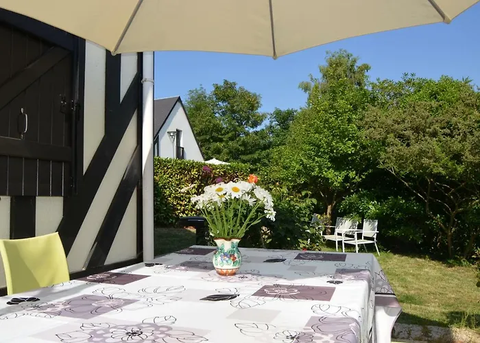 38 La Cour Du Moulin *